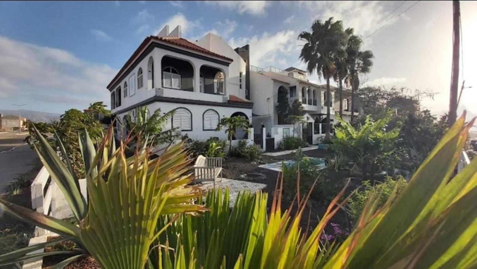 Deluxe B&B "Casa Alegria", Tarrafal 塔拉法尔 外观 照片