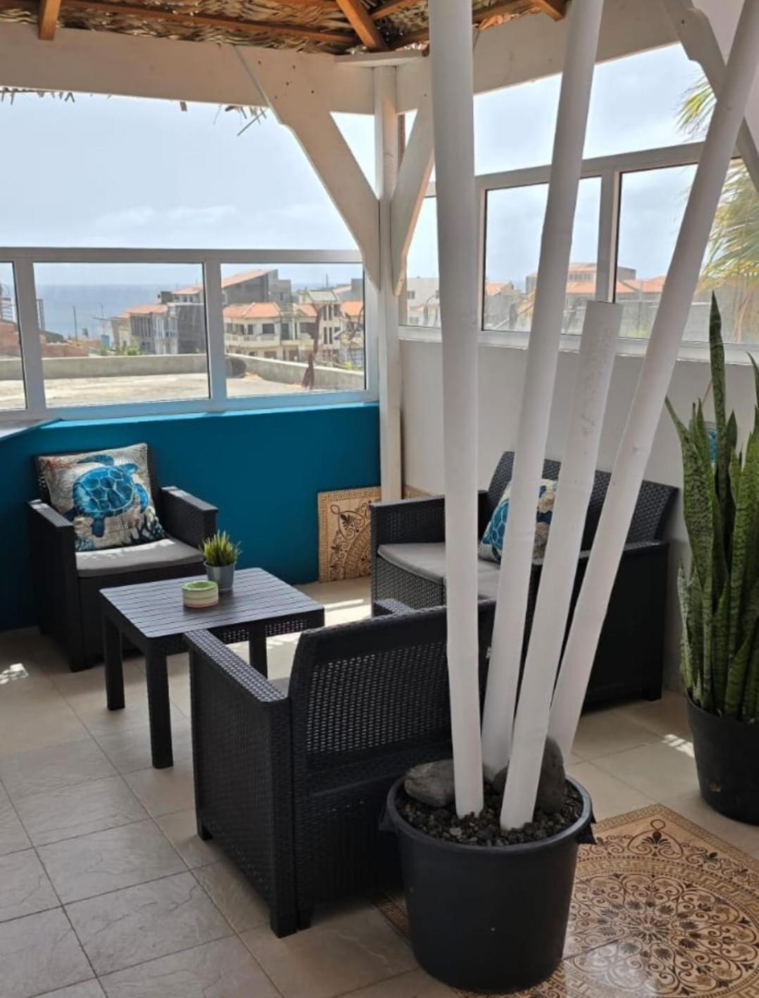 Deluxe B&B "Casa Alegria", Tarrafal 塔拉法尔 外观 照片