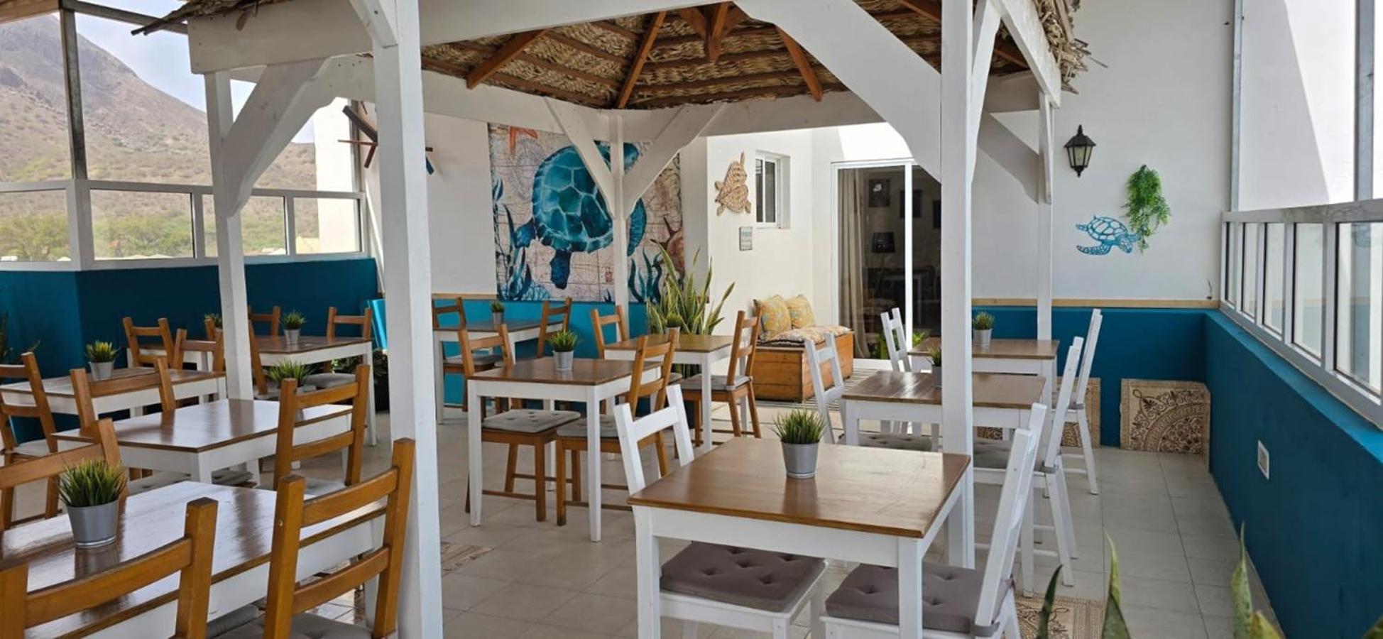 Deluxe B&B "Casa Alegria", Tarrafal 塔拉法尔 外观 照片