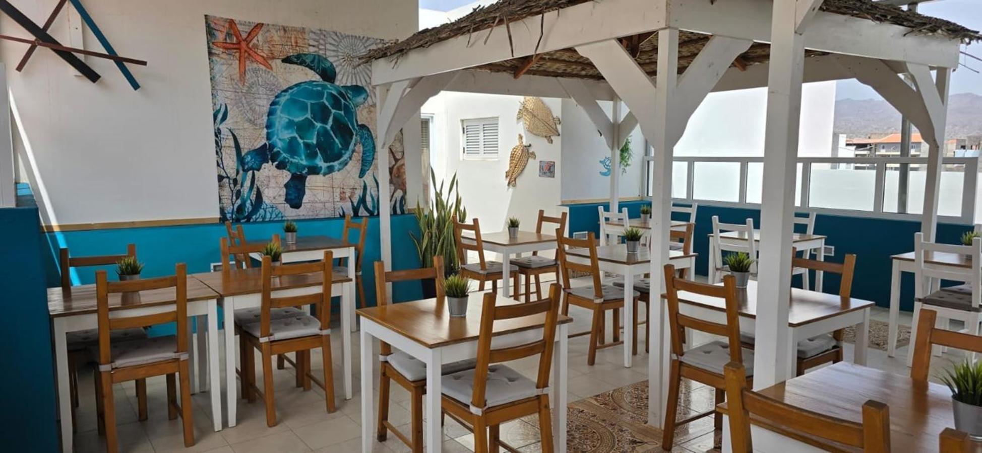 Deluxe B&B "Casa Alegria", Tarrafal 塔拉法尔 外观 照片